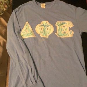 Delta phi epsilon long sleeve letters tee